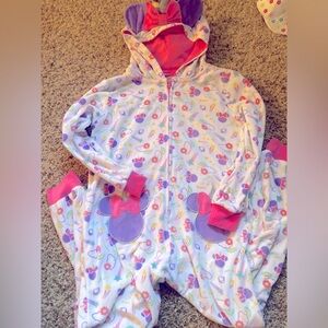 Minnie colorful one piece pajamas with ears and unicorn size 7-8, soft